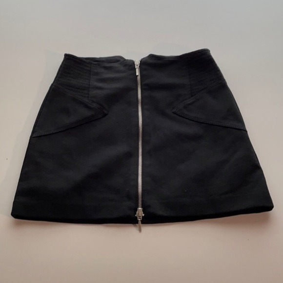 BCBG Mini - Picture 5 of 5